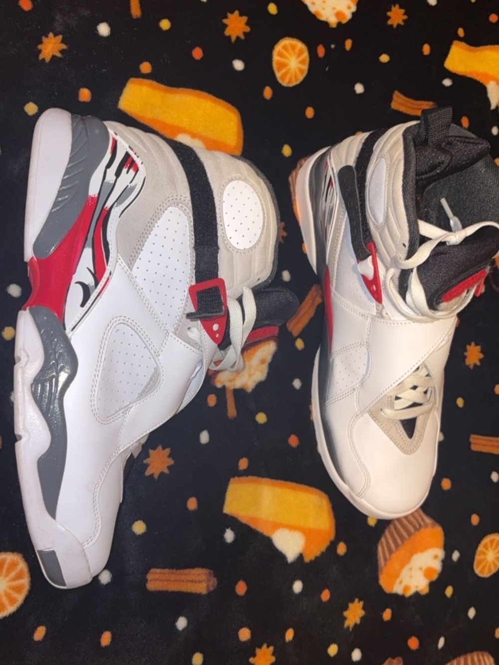 Retro 8 bugs bunny Jordan’s
